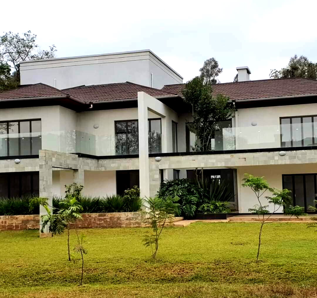 5-Ensuite Townhouse with Clubhouse & Pool – Karen Gated Community