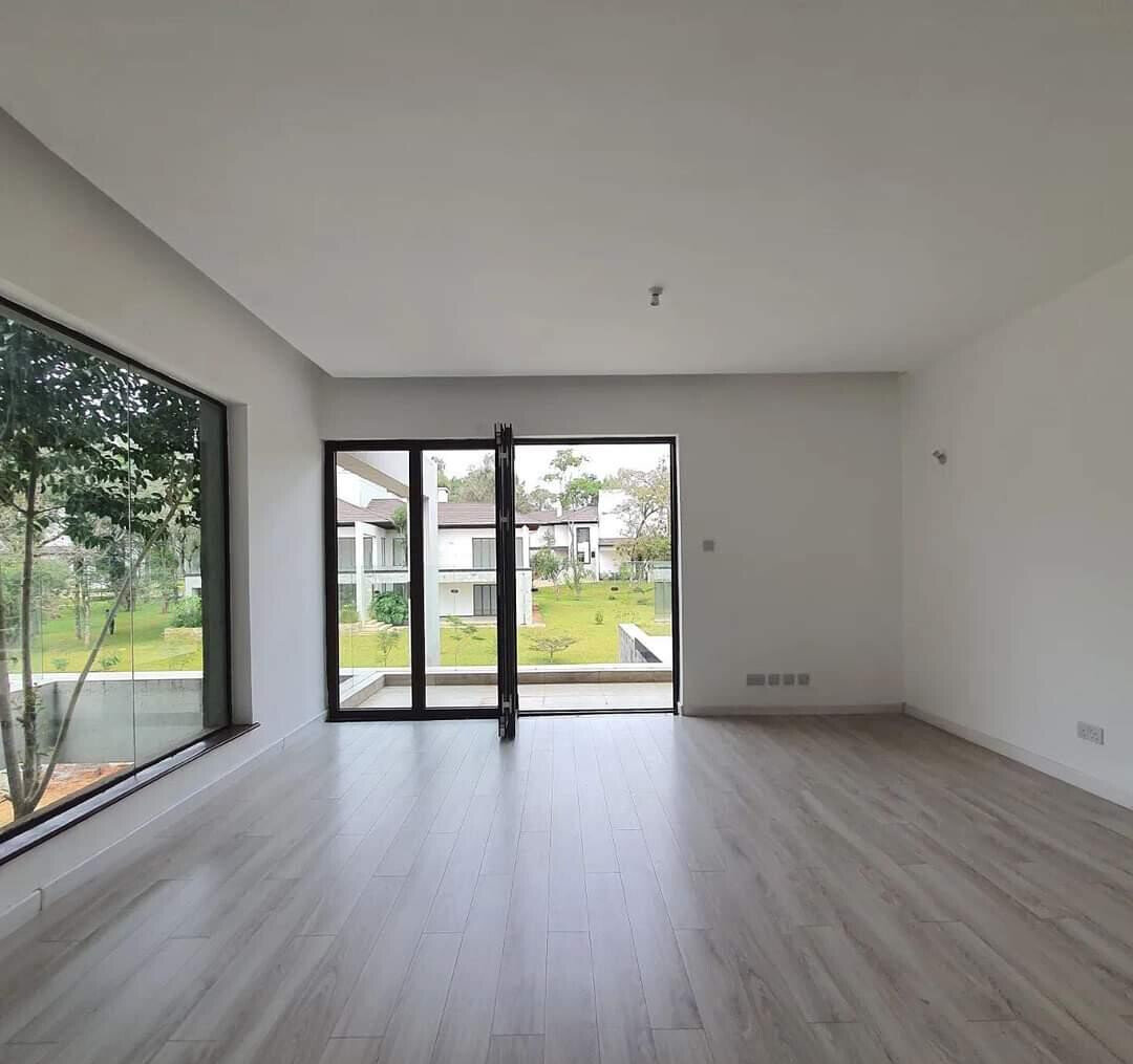 5-Ensuite Townhouse with Clubhouse & Pool – Karen Gated Community