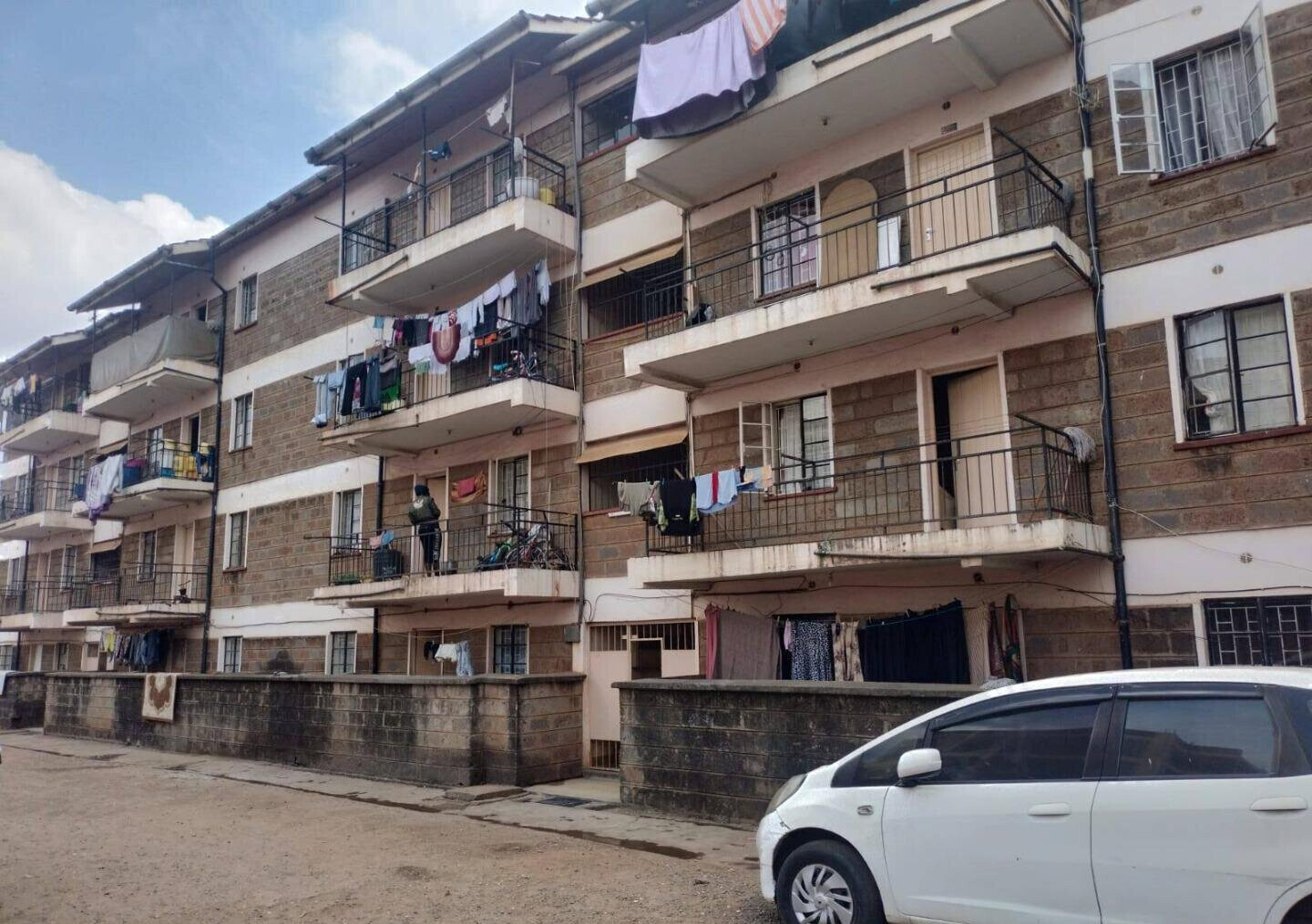 1/2 Acre Commercial Flat for Sale