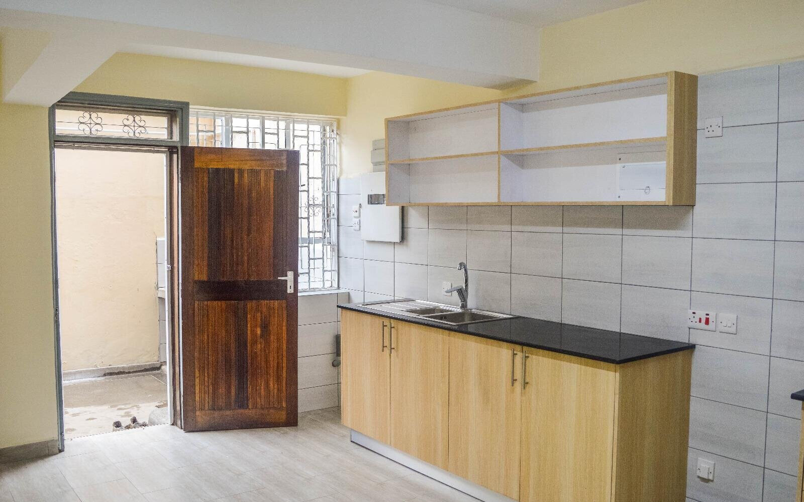 Executive 3BR Townhouse Mansionette with DSQ - Lavington