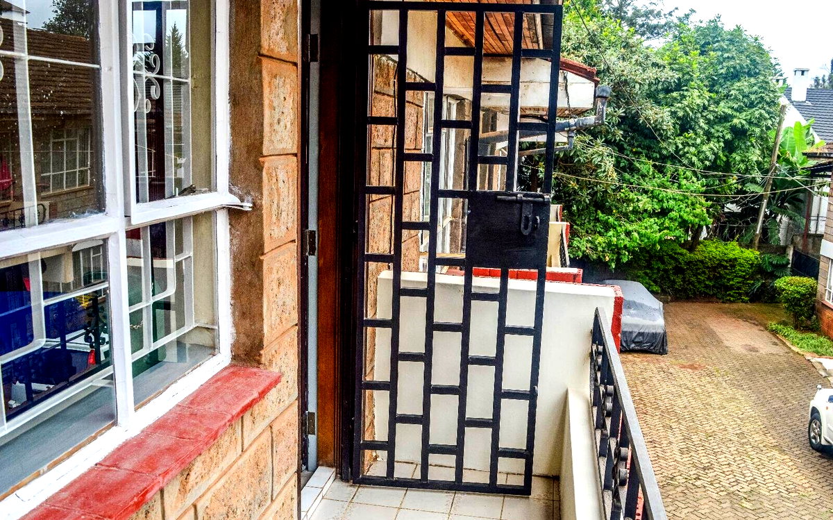Executive 3BR Townhouse Mansionette with DSQ - Lavington