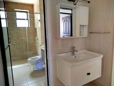 3bdrm Apartment in Gateway Mall Area for sale - Image 8