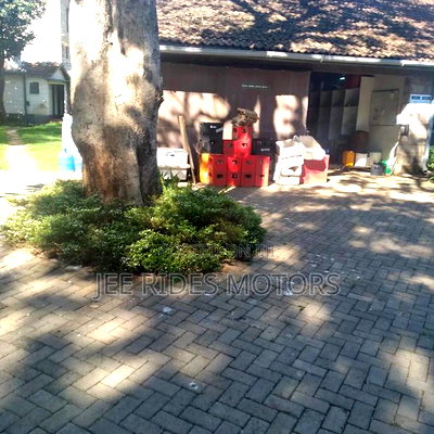 Furnished 6bdrm Townhouse/Terrace in James Gichuru, Nairobi Central - Image 3