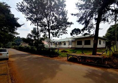 Quarter Acre with Developed Houses - Maseno