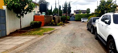 4bdrm Maisonette in Rubia Estate for sale - Image 5