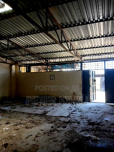 Godown to Let 1500sqft at Donholm - Image 8