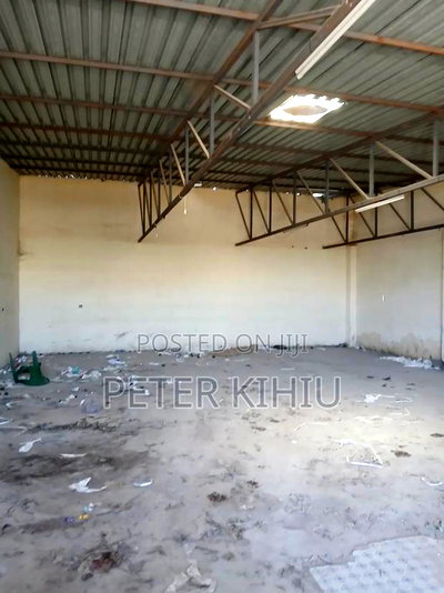 Godown to Let 1500sqft at Donholm - Image 10