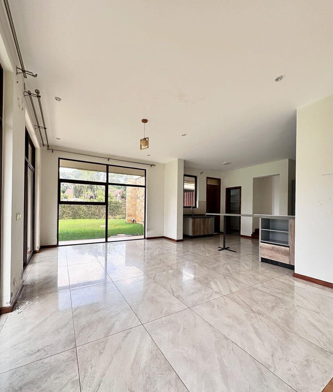 4-Ensuite Townhouse with Clubhouse & Pool – Karen Near The Hub