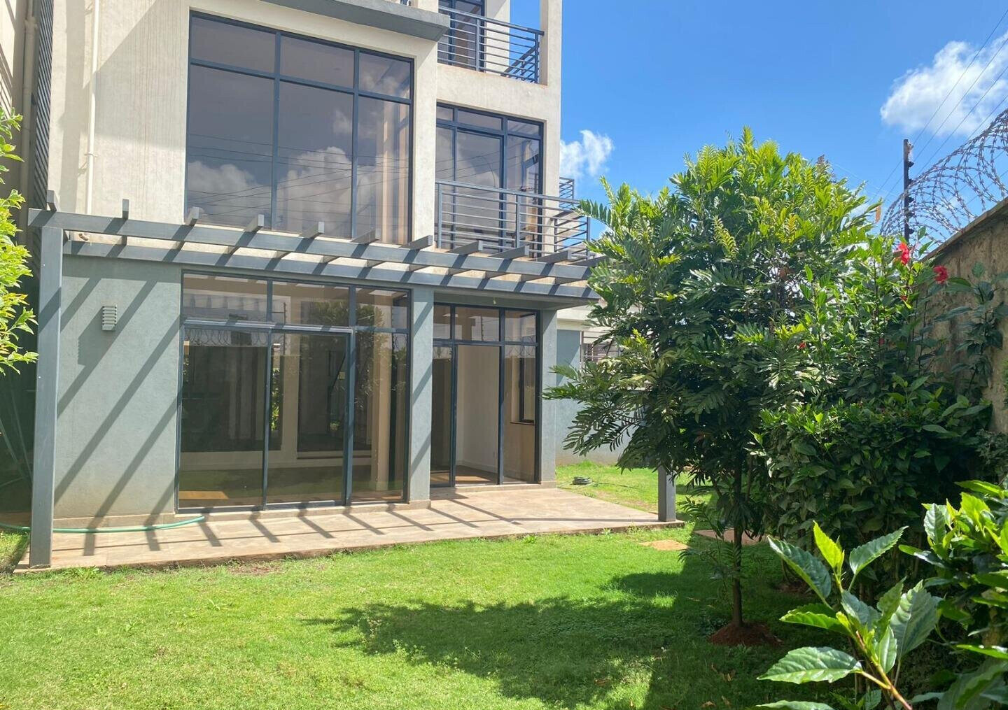 4-Ensuite Townhouse with Pool & Rooftop Terrace - Loresho