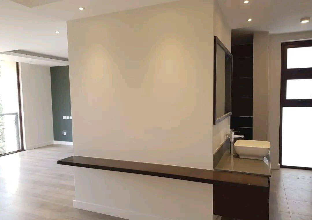 3-Level 5-Ensuite Villa in Gated Community of 12 - Lavington