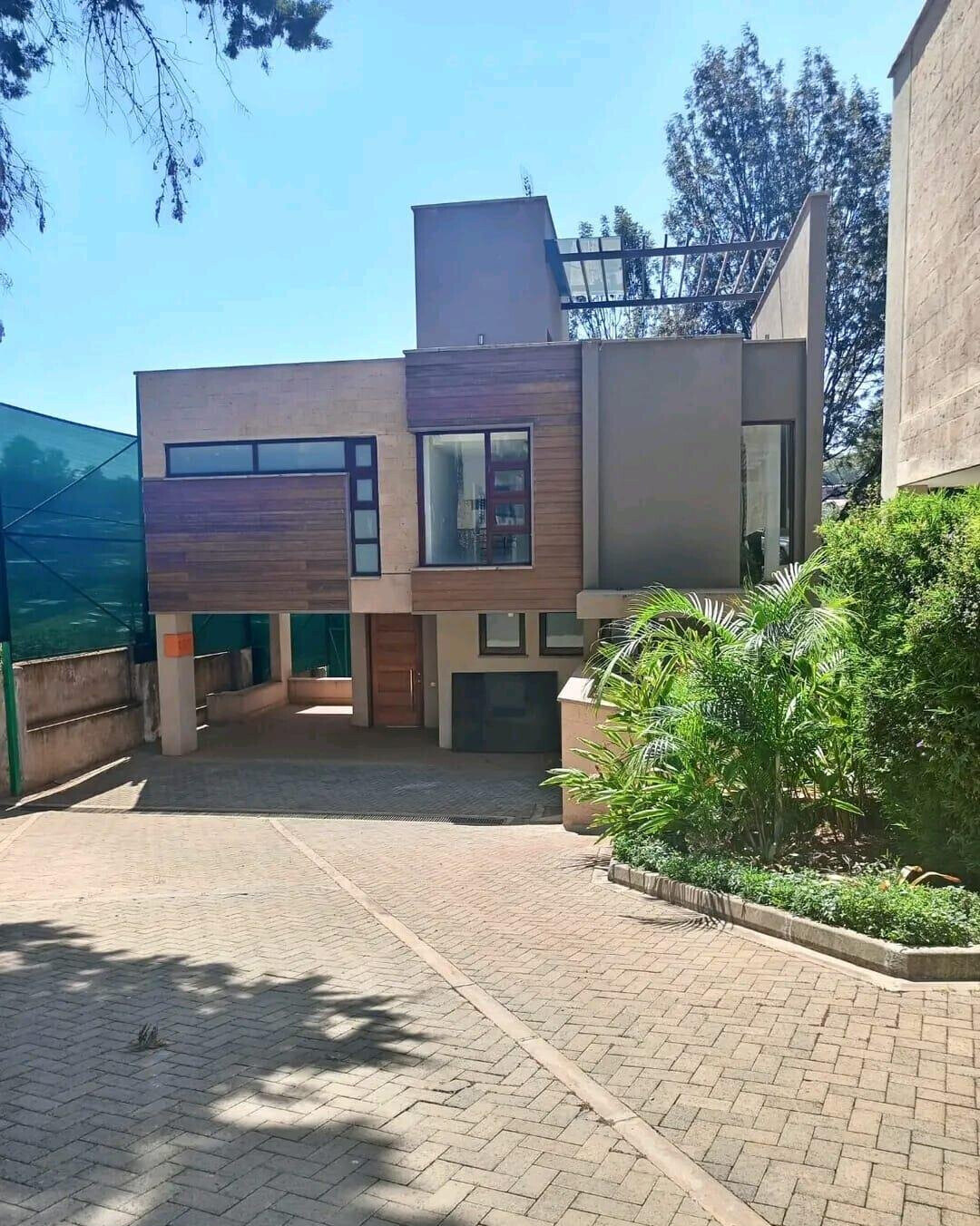 3-Level 5-Ensuite Villa in Gated Community of 12 - Lavington