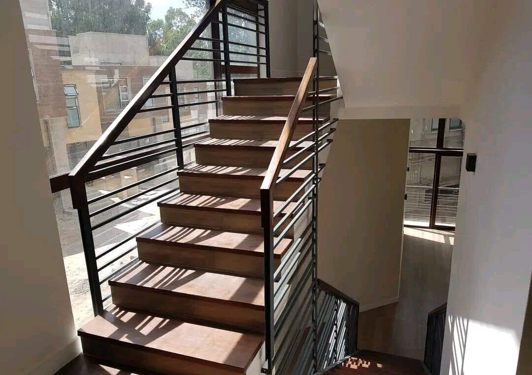 3-Level 5-Ensuite Villa in Gated Community of 12 - Lavington