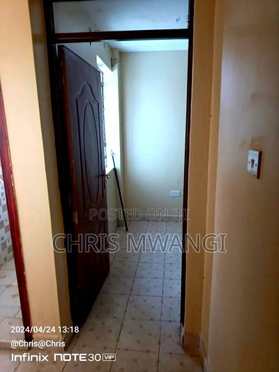 2bdrm Block of Flats in Kamakis Estate for sale - Image 17