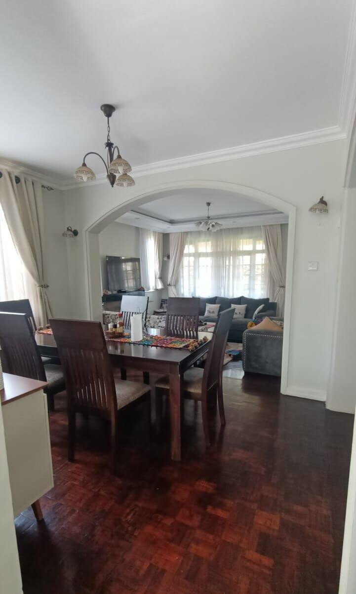 4BR Townhouse with Private Garden & Pool Access - Loresho