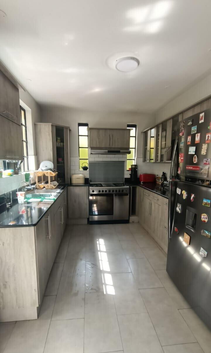 4BR Townhouse with Private Garden & Pool Access - Loresho