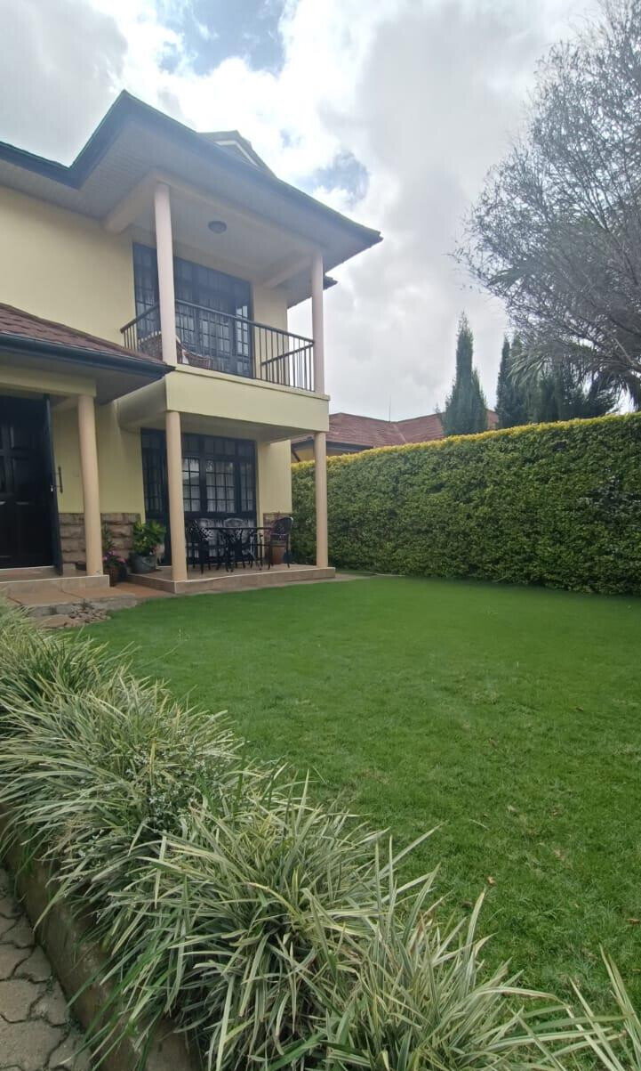 4BR Townhouse with Private Garden & Pool Access - Loresho
