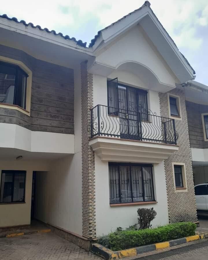 4BR Villa with Pool & Rooftop Terrace - Brookside, Westlands