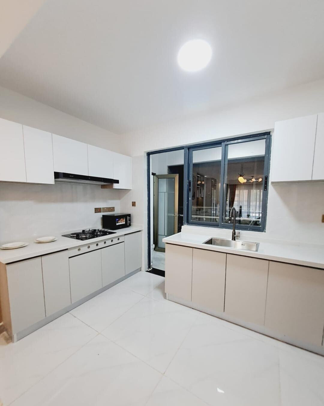 2BR Townhouse with Pool & Gym in Secure Kilimani Court