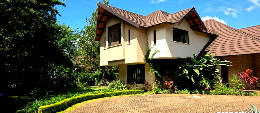 5BR All-Ensuite Townhouse on Half Acre with DSQ & Play Area - Runda