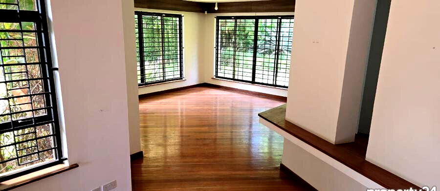 5BR All-Ensuite Townhouse on Half Acre with DSQ & Play Area - Runda