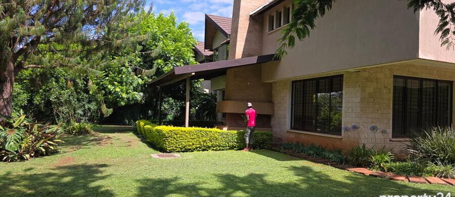 5BR All-Ensuite Townhouse on Half Acre with DSQ & Play Area - Runda