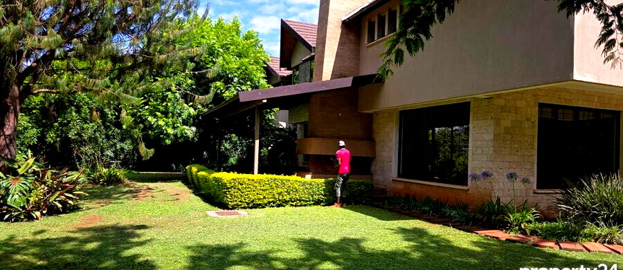 5BR All-Ensuite Townhouse on Half Acre with DSQ & Play Area - Runda