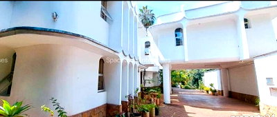 6BR Mansion with Garden for KSh 650K