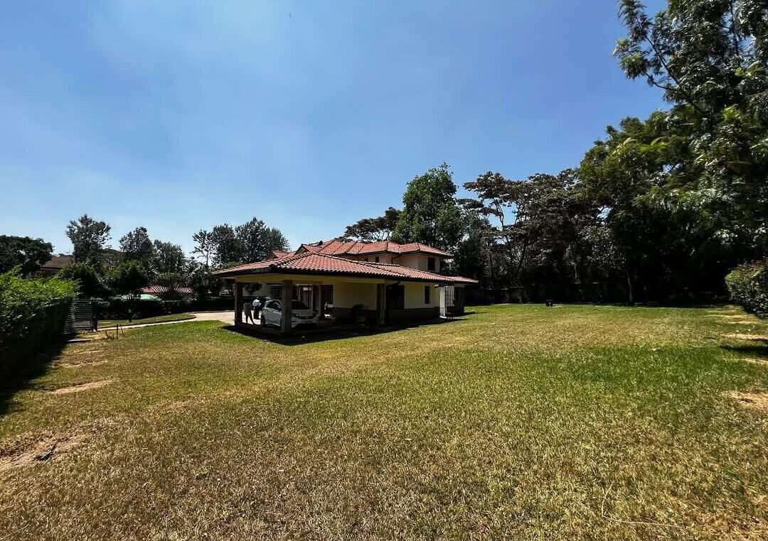 4-Ensuite Townhouse with DSQ & Fireplace Veranda – Karen