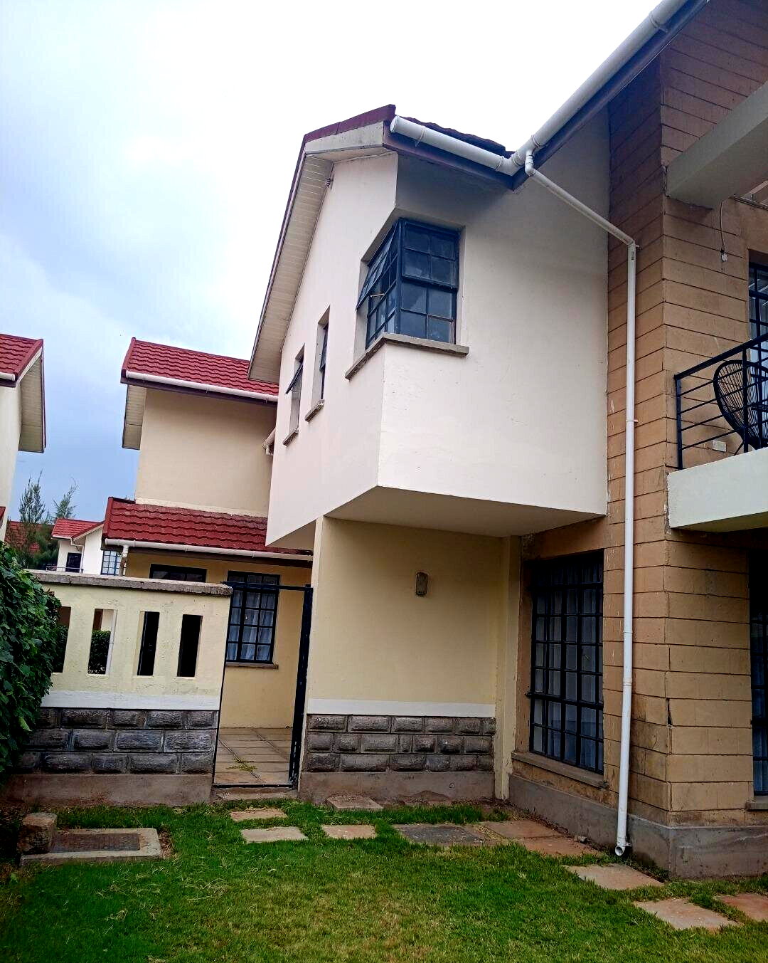 4BR All-Ensuite Townhouse Near Shopping Mall - Kitengela