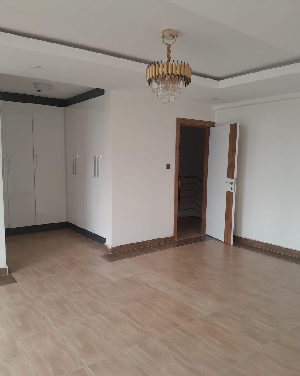 3 En-Suite Bedrooms with Pool & Jacuzzi - Kilimani