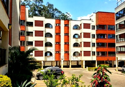 1 Bedroom Royal Apartments Kolobot Drive Arboretum - Image 4