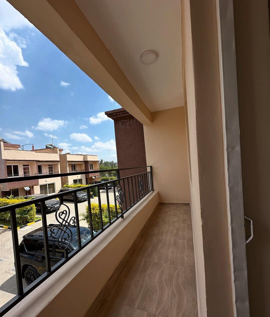 4BR Rooftop Terrace Townhouse with Walk-in Closet - Syokimau
