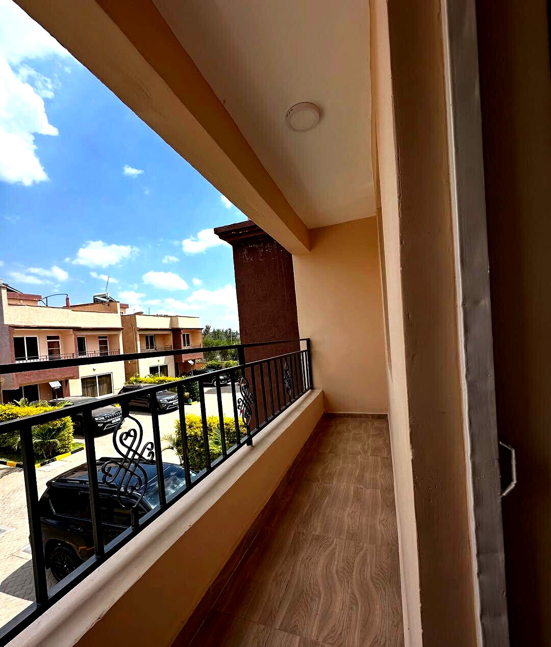 4BR Rooftop Terrace Townhouse with Walk-in Closet - Syokimau