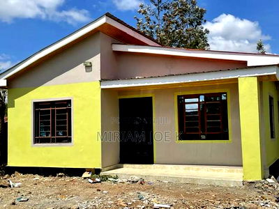 3bdrm Bungalow in Malaba, Witethie for sale - Image 1