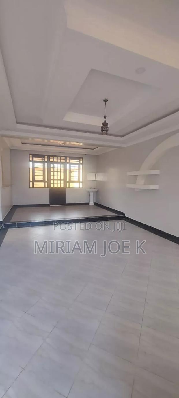 3bdrm Bungalow in Malaba, Witethie for sale