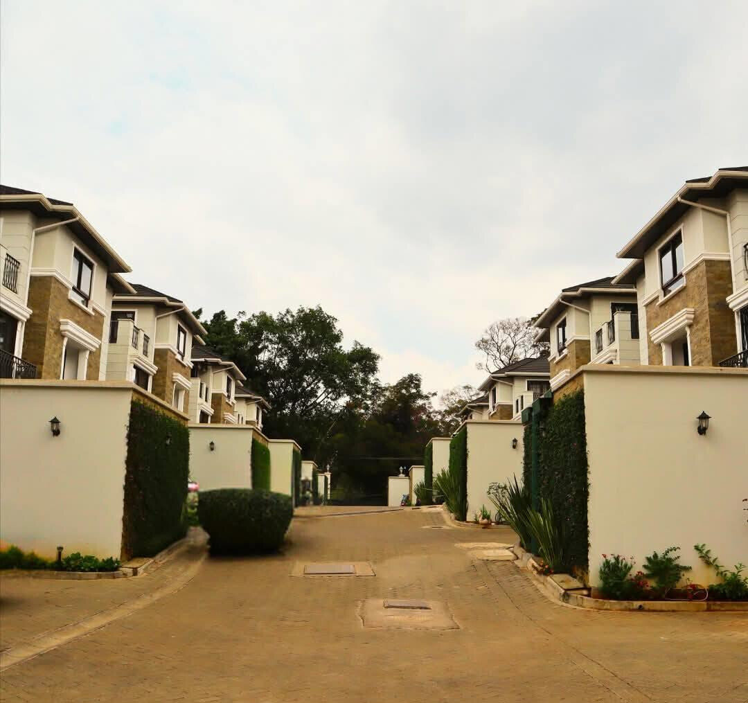 Karura Forest-View Villa with 5 Bedrooms - Kitisuru