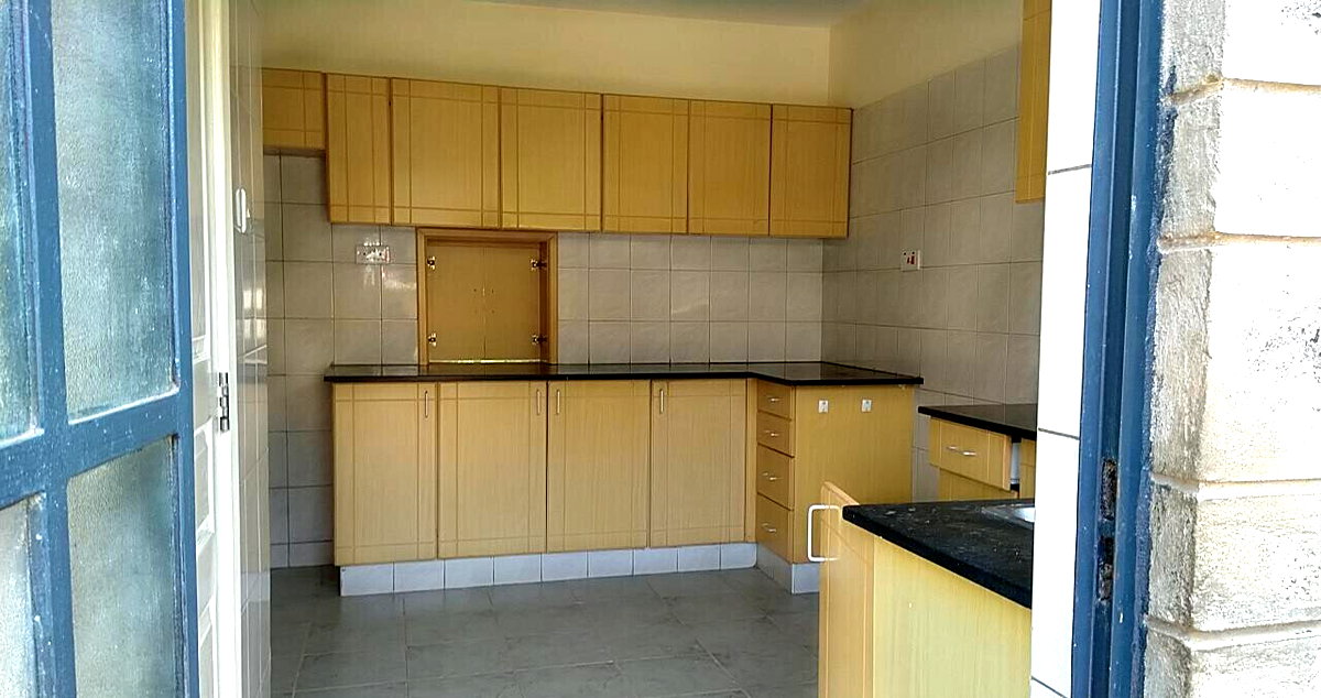 4BR Townhouse with Stream & Garden - Loresho