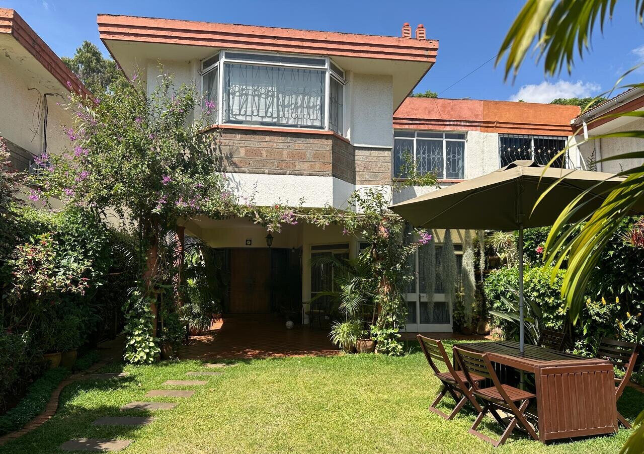 5BR Villa with Mature Garden & Freehold Title - Kilimani
