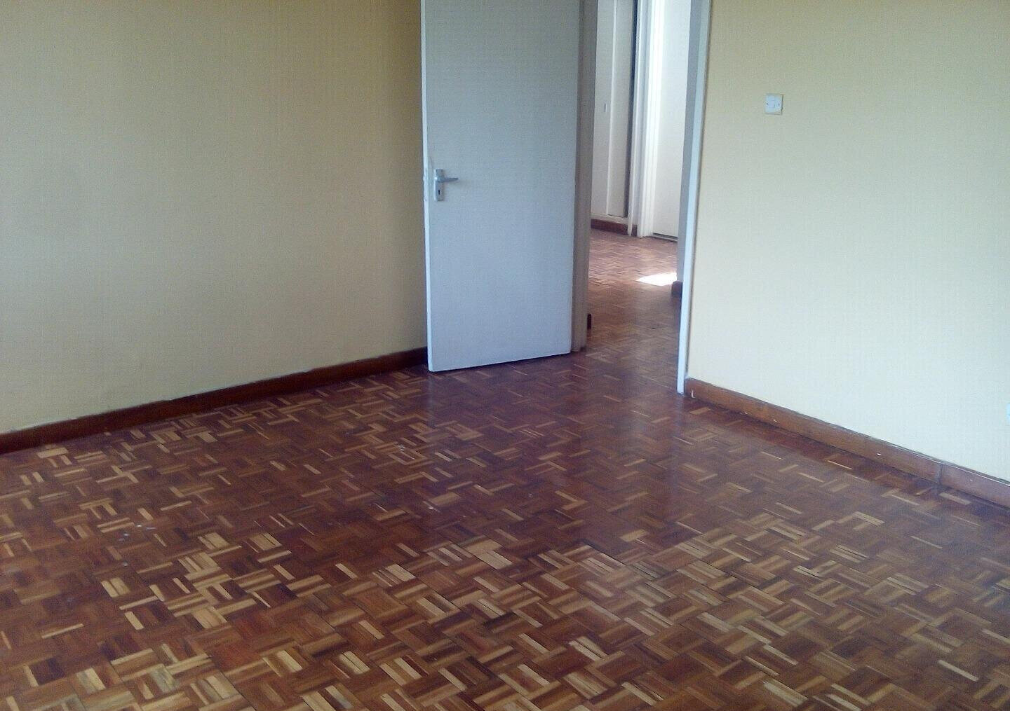 5BR Garden Home with Parking