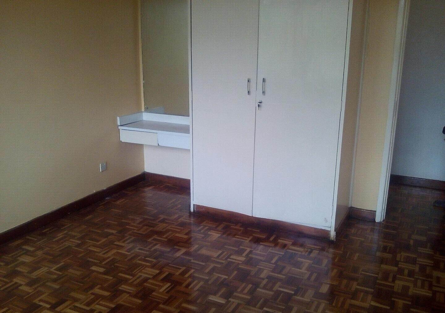 5BR Garden Home with Parking