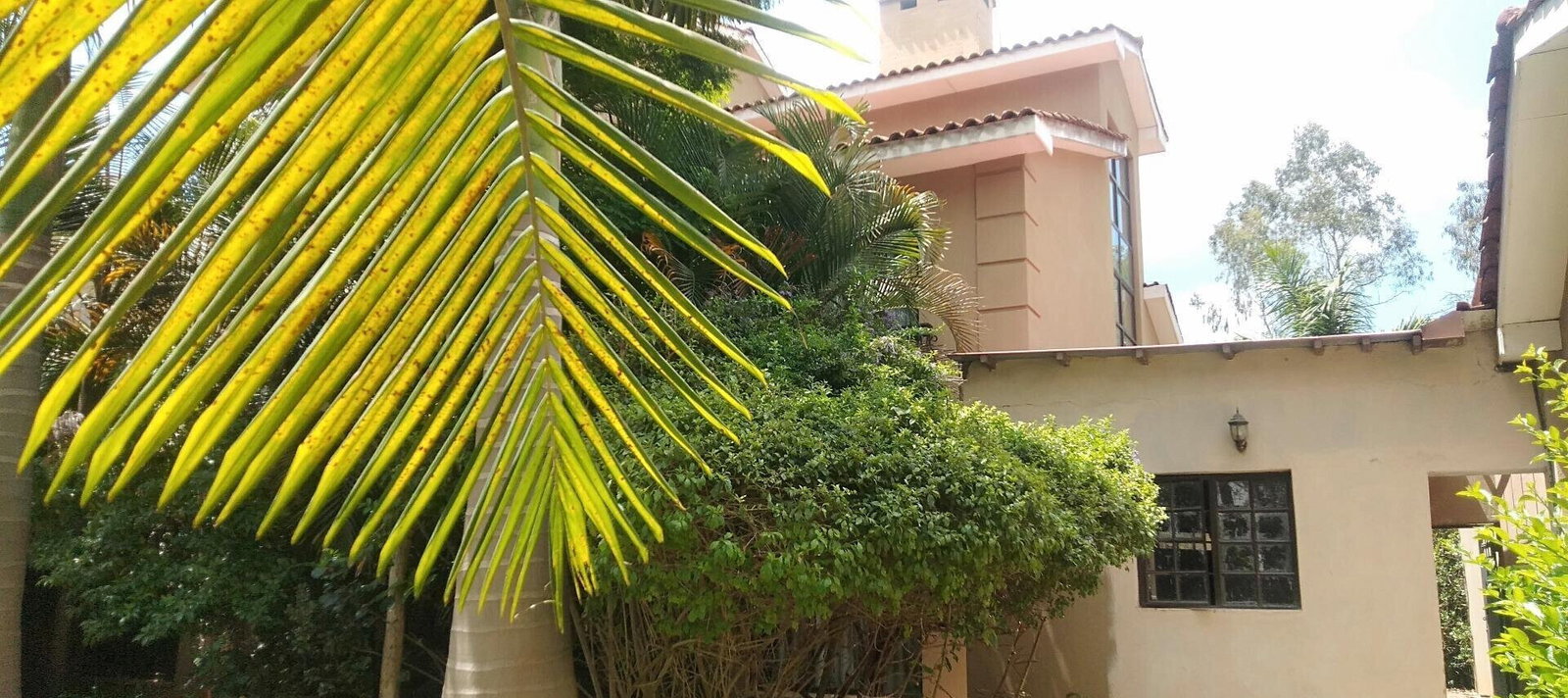 4-Ensuite Townhouse with Fireplace & DSQ – Karen Masai Road