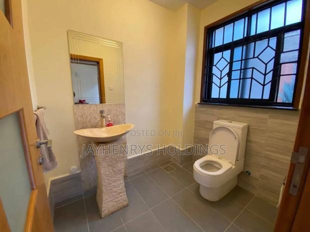 5bdrm House in Kyuna Estate for rent