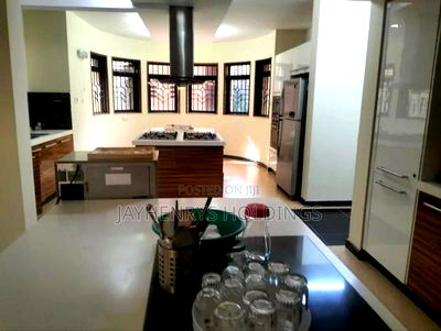5bdrm House in Kyuna Estate for rent - Image 12