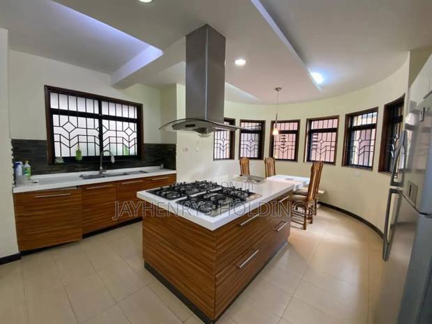 5bdrm House in Kyuna Estate for rent