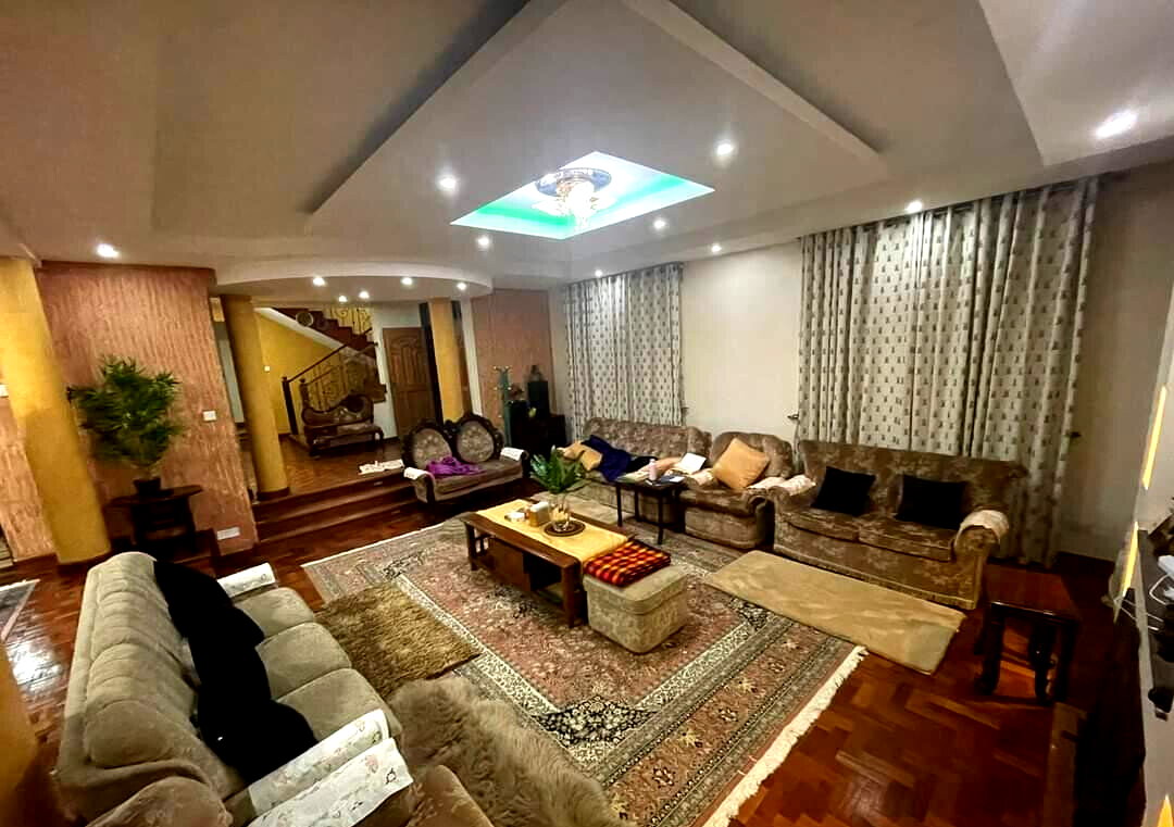 5-Ensuite Townhouse with Prayer Room & Rooftop Terrace - Lavington