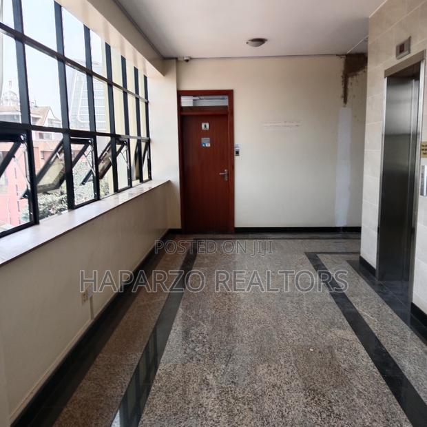 To Let: Office Space Along Lantana Road