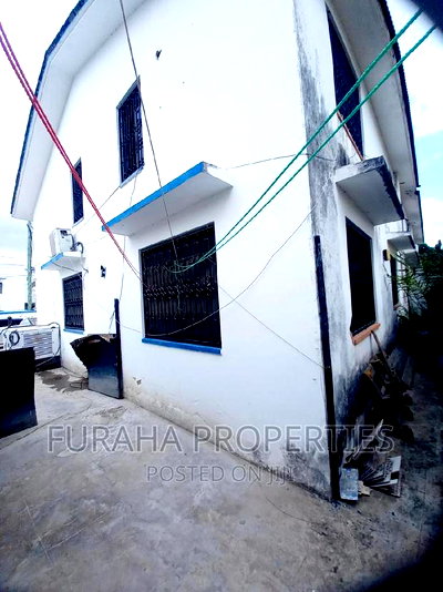 4bdrm Maisonette in Tudor for sale - Image 4