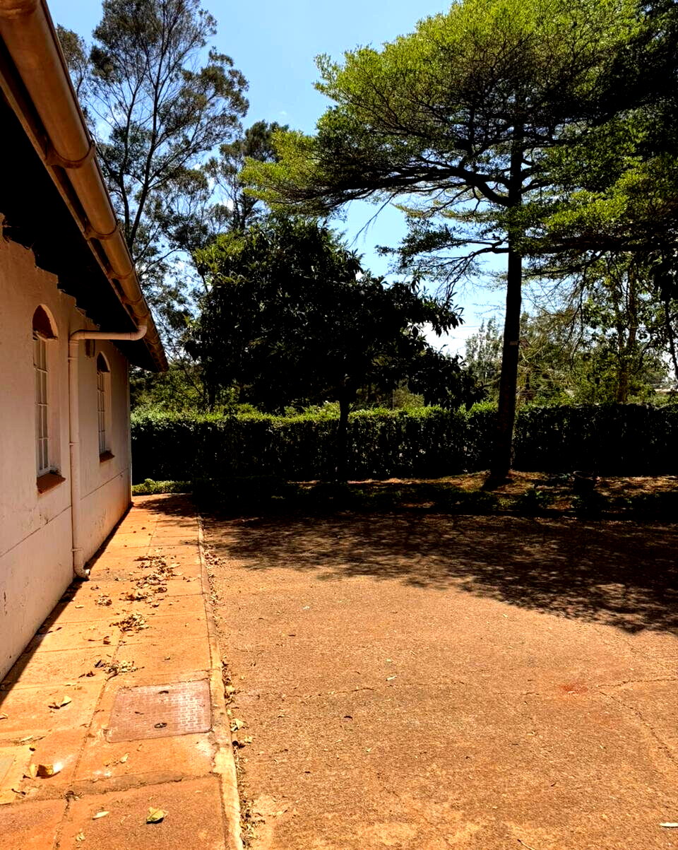 0.44-Acre Townhouse with Private Garden - Loresho