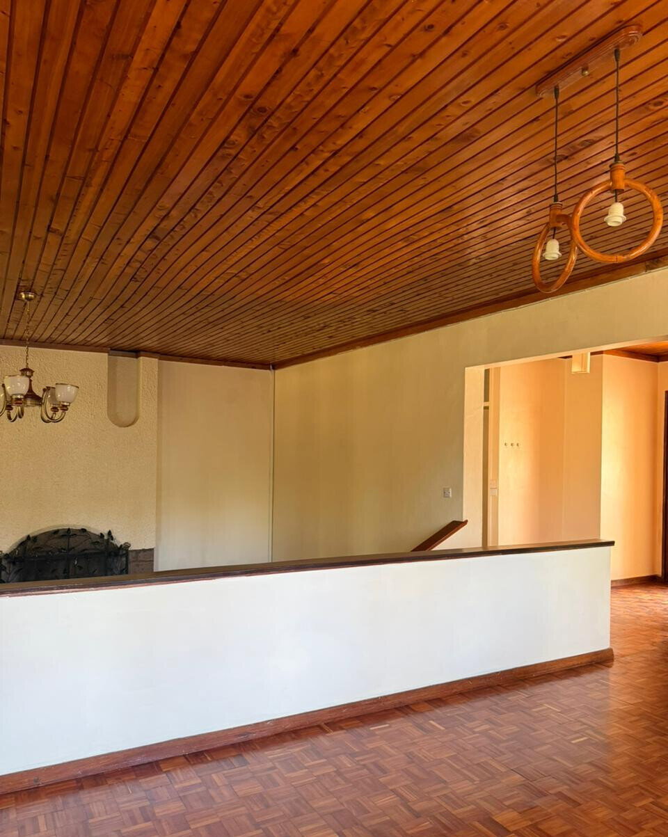 0.44-Acre Townhouse with Private Garden - Loresho