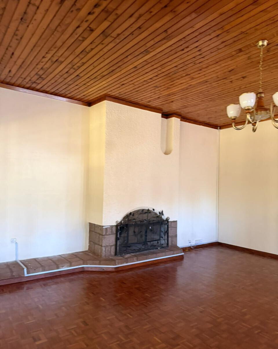 0.44-Acre Townhouse with Private Garden - Loresho